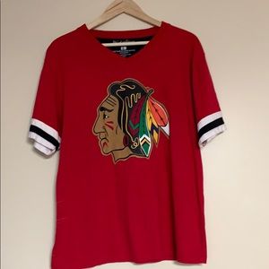 Men’s Chicago Blackhawk T-shirt size L